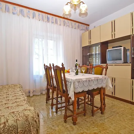 Blazenka 1270 Appartement Pula