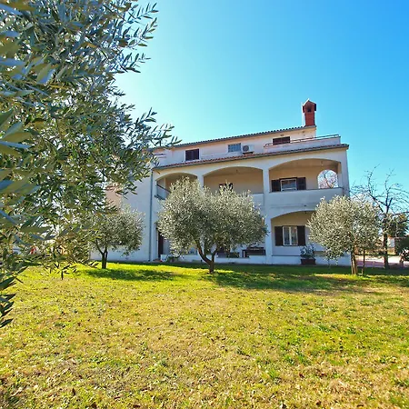 Blazenka 1270 Apartament Pula