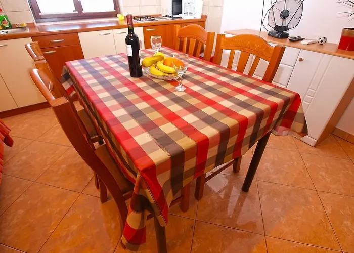 Blazenka 1270 * プーラ